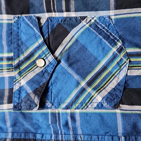 Old Navy button-down dress shirt size large for men. 100% cotton. Western fit - Picture 10 of 15